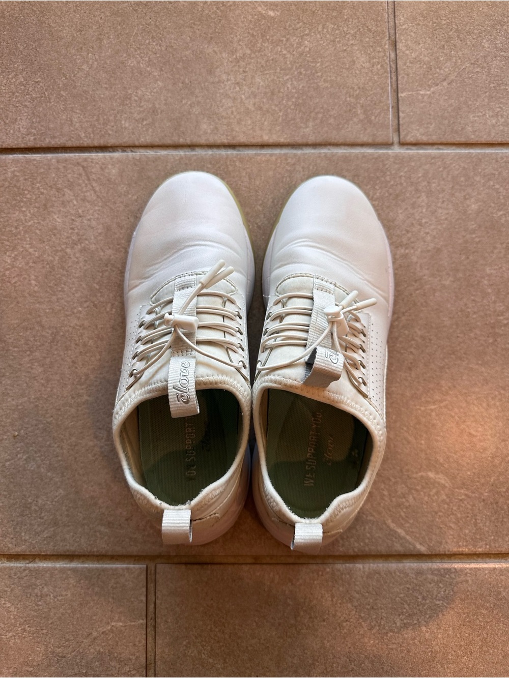 Clove- women sneaker’s